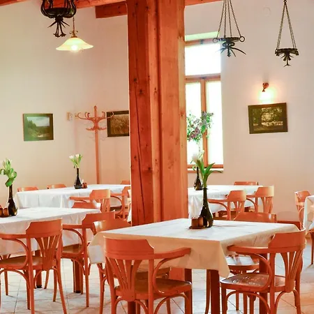 Guest house Bungalovy Hajovna *